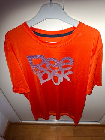 Tee shirt