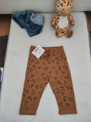 Pantalon neuf bébé