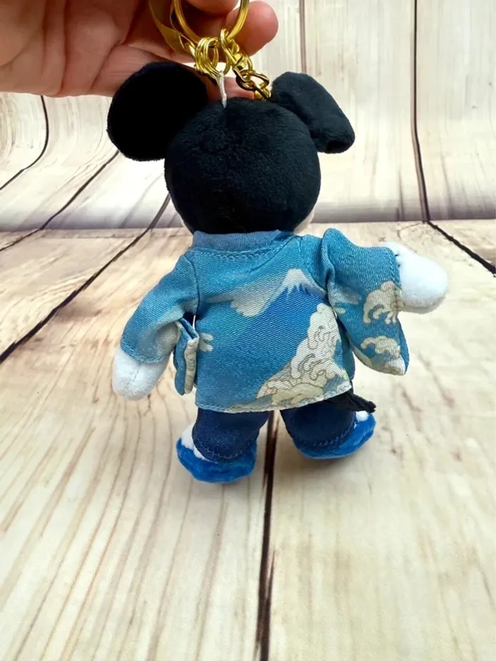 Peluche Disney store Japon Mickey Kimono japonais - photo numéro 5