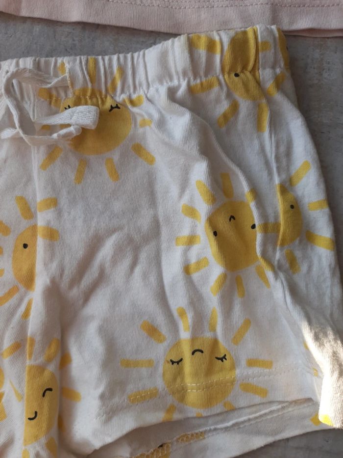 Ensemble short/top - photo numéro 2