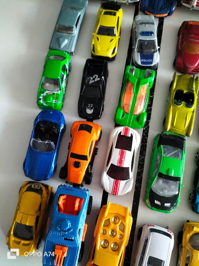 Jouet 🩵 Lot de 50 voitures - photo numéro 8