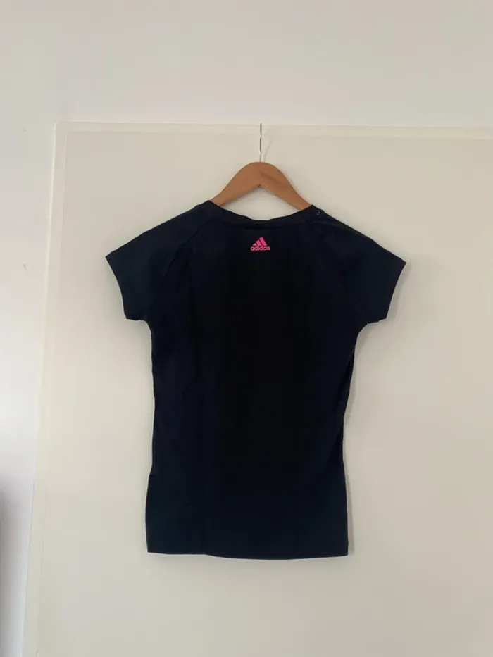 T-shirt Adidas noir et rose - photo numéro 3