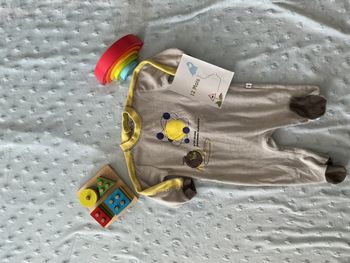 pyjama grenouillère en velours gris et vert 12 mois les kinousses impression devant