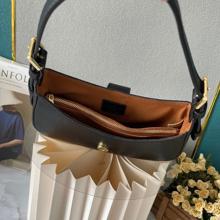 Louis Vuitton M24611 - photo numéro 8