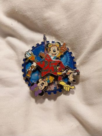 Pins Disney 25 ans anniversaire disneyland Paris