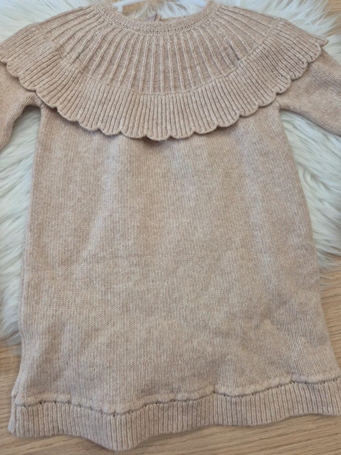 🤍 Jolie robe pull avec col en maille beige Kiabi 18 mois - photo numéro 2