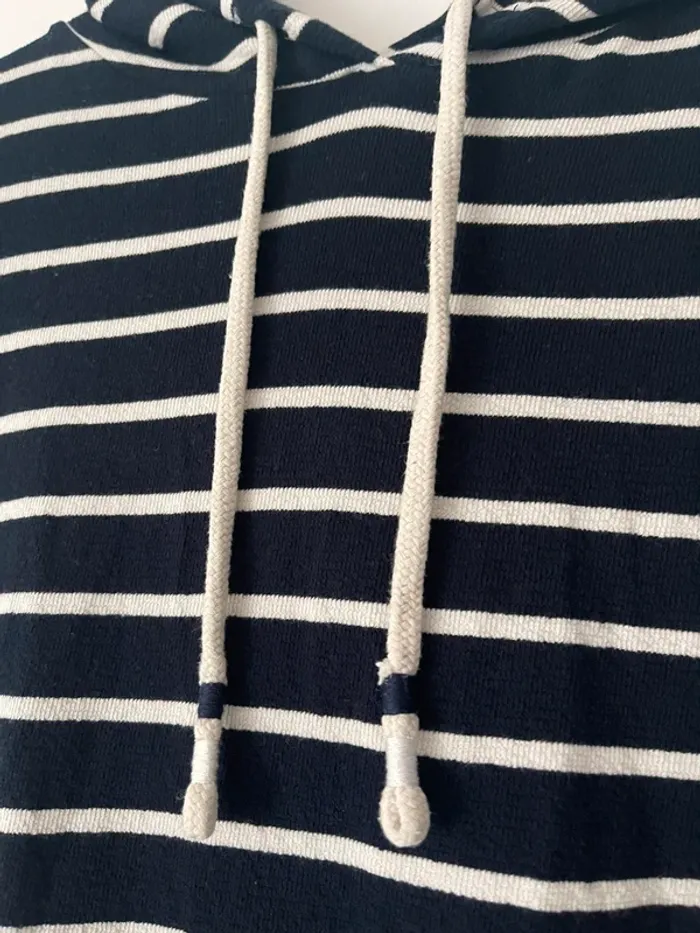 Sweat façon marinière manches courtes avec capuche et poche kangourou MNG (Mango) taille XS-S - photo numéro 3