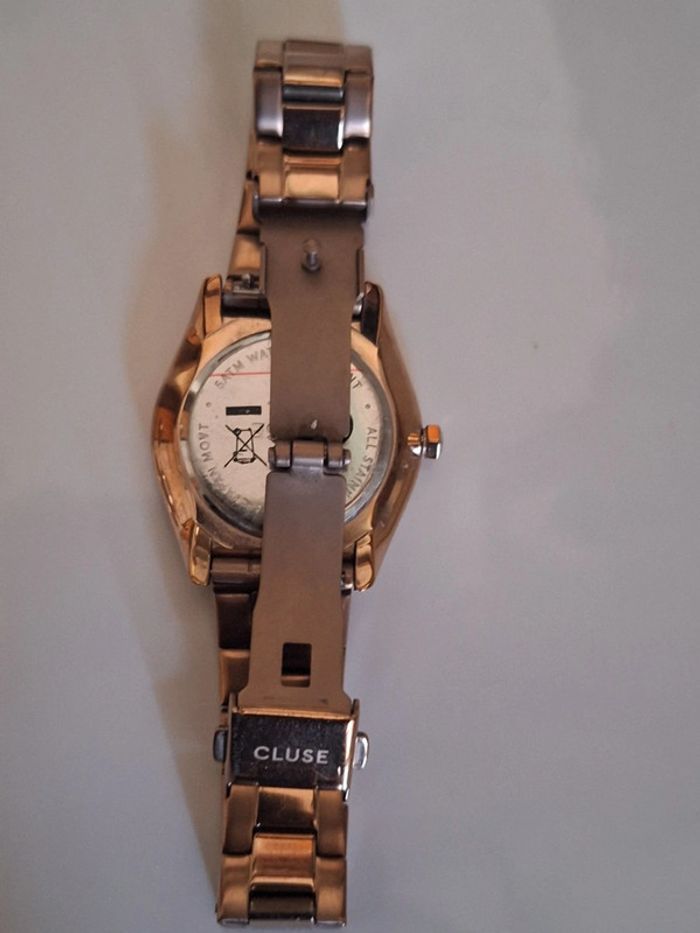 Montre Cluse dorée - photo numéro 6