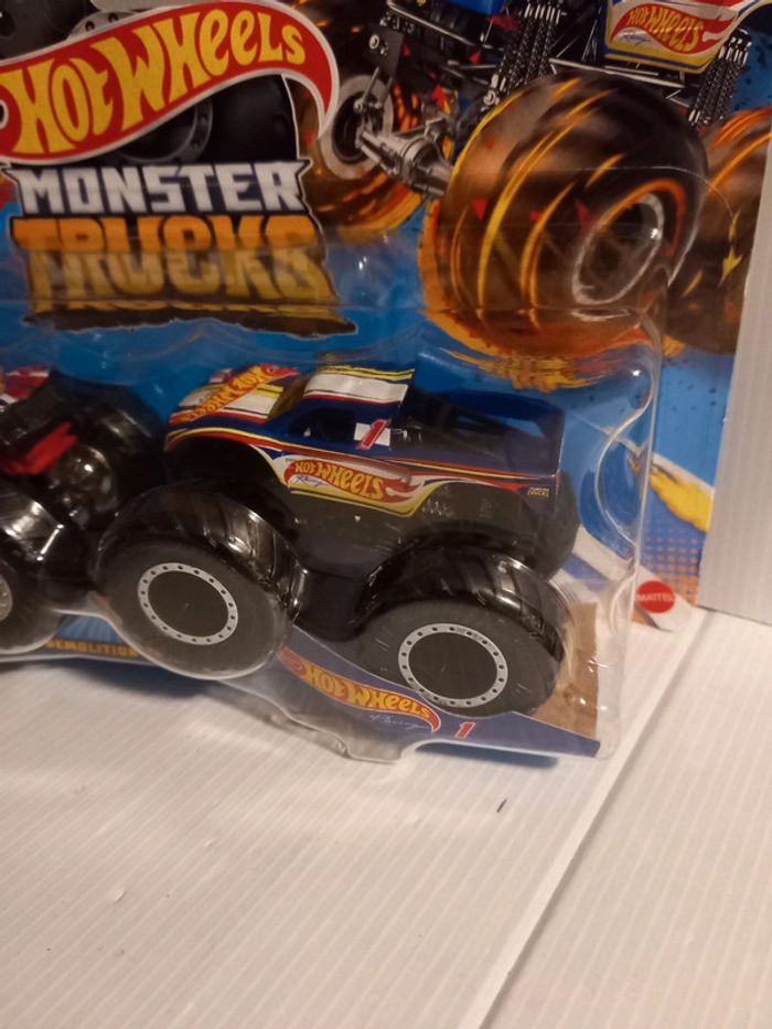 Hotwheel monster truck 4 vs 1 - photo numéro 2