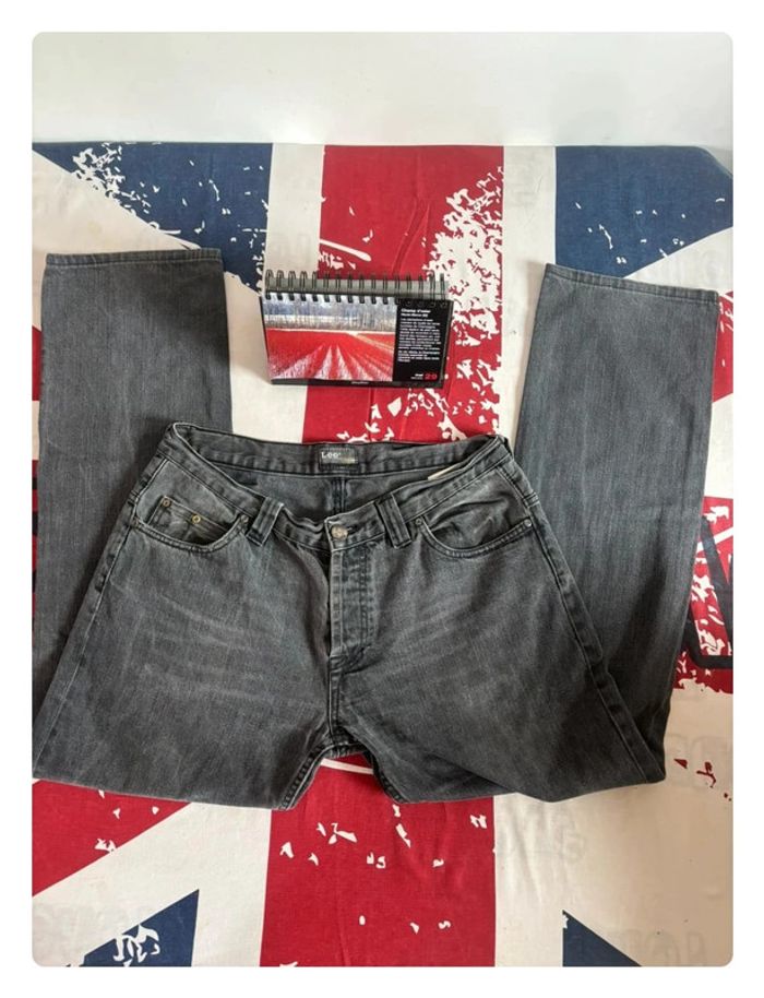Jeans Lee gris taille 44 coupe droite patte large - photo numéro 5