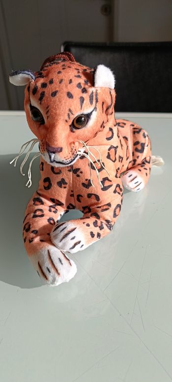 Peluche léopard