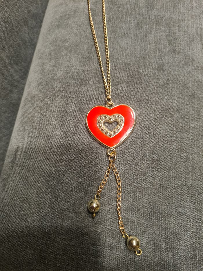 Collier long. 42 cm. Cœur rouge. - photo numéro 1