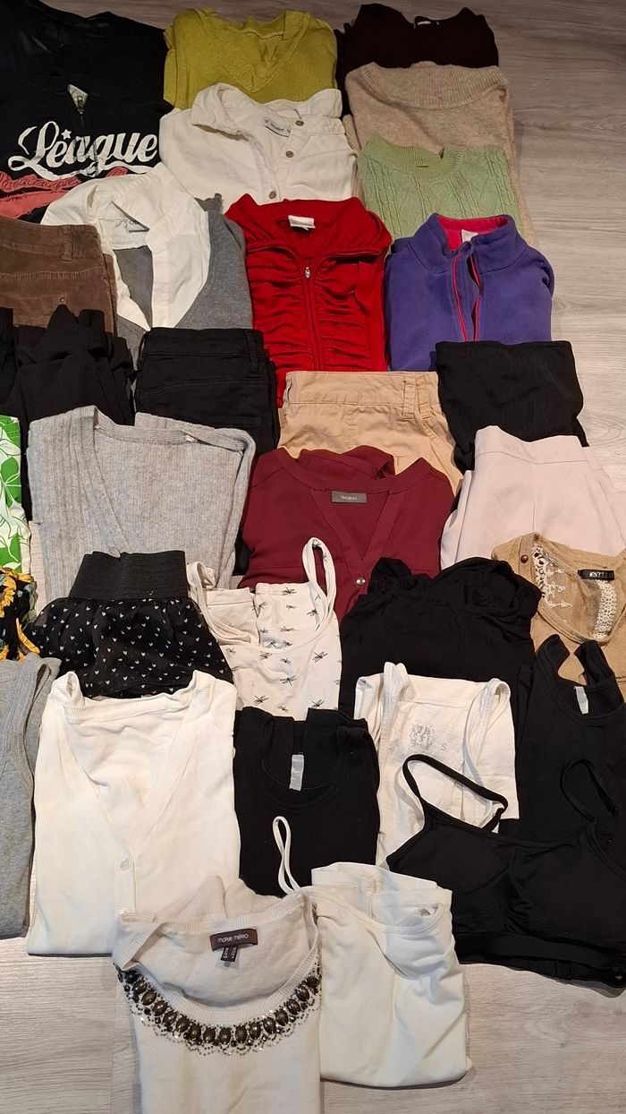Gros lit de vêtements - photo numéro 3