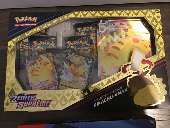 Lot coffrets cartes Pokémon Pikachu Zénith Suprême origine perdue étincelles déferlantes - photo numéro 7