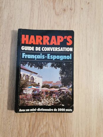 Harrap's guide de conversation