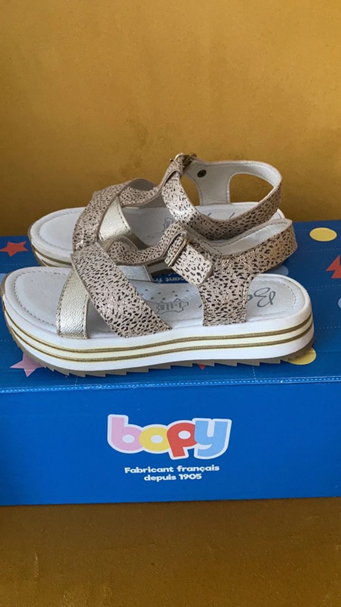Sandales taille 28 - photo numéro 4