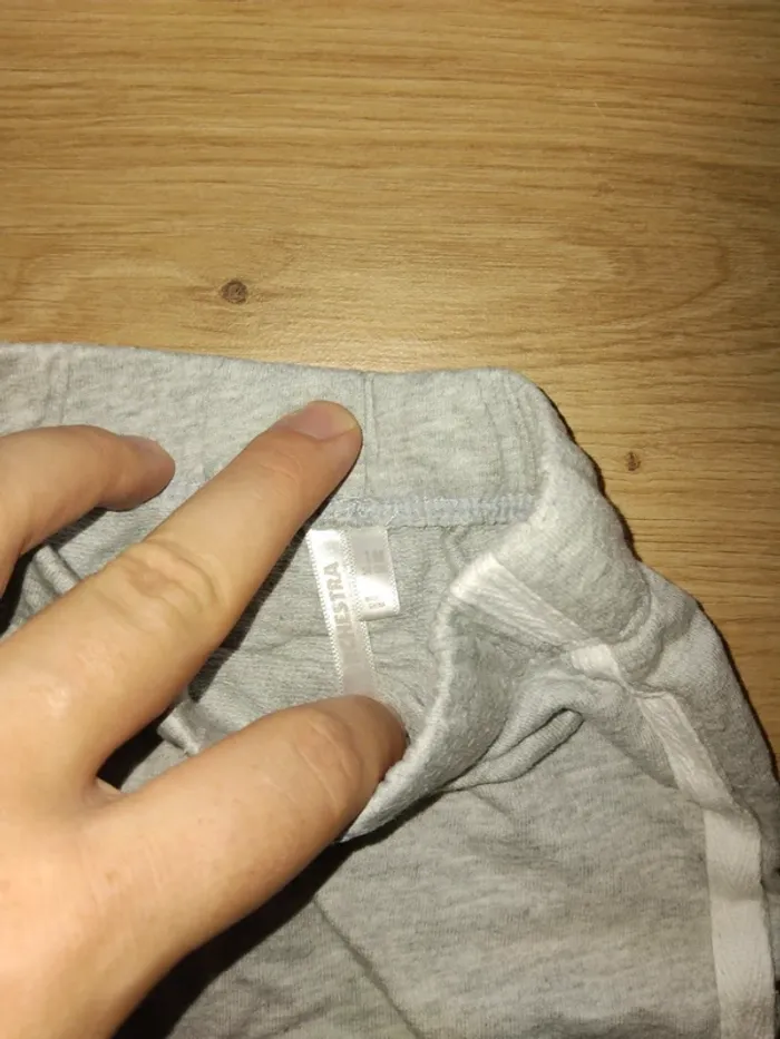 3 pantalons mixte taille 1 mois - photo numéro 3