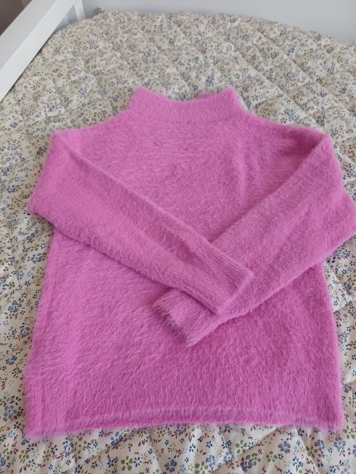 Pull duveteux col montant - photo numéro 4