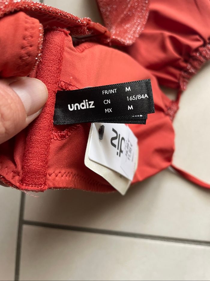 Haut maillot bain undiz neuf - photo numéro 5