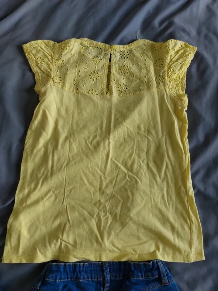 👗👖 Lot fille 12 ans – Haut Vertbaudet + short & jupe en jean Monoprix - photo numéro 10