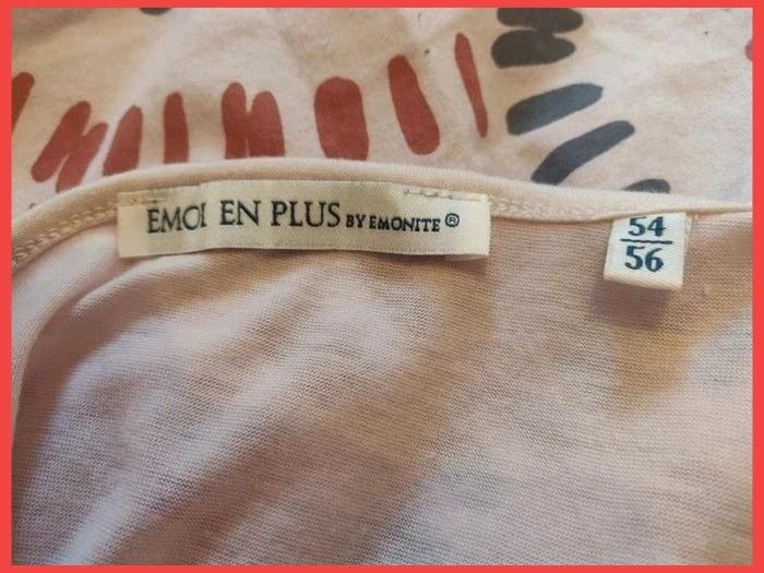 Joli Débardeur 54/56 - photo numéro 5