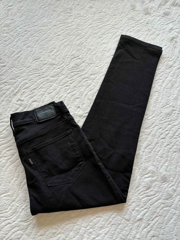 Jean Lévi’s 724 premium high rise straight droit noir W27 36/38 S/M parfaite état - photo numéro 3