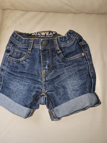 Short Bkl wear 3 ans