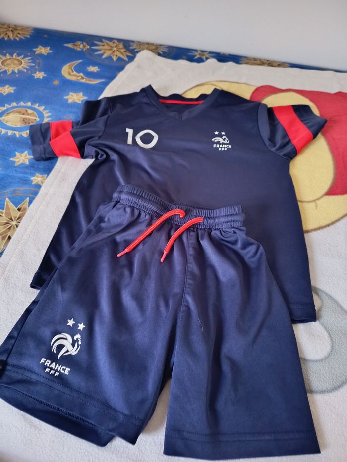 Maillot t shirt mbappe - photo numéro 2