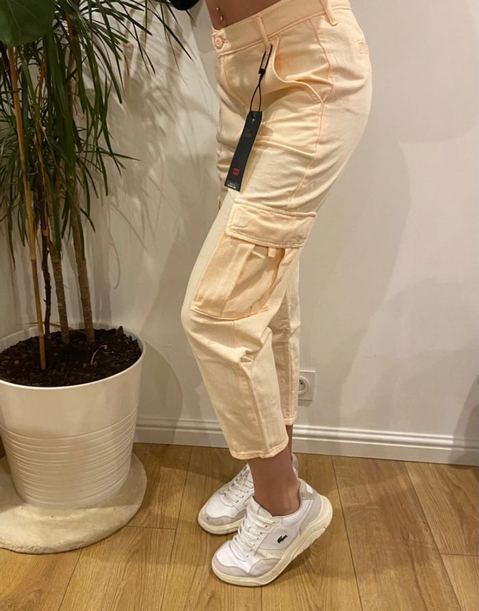 Jeans loose cargo levi’s femme neuf, 3/4 taille 26/26 neuf - photo numéro 6