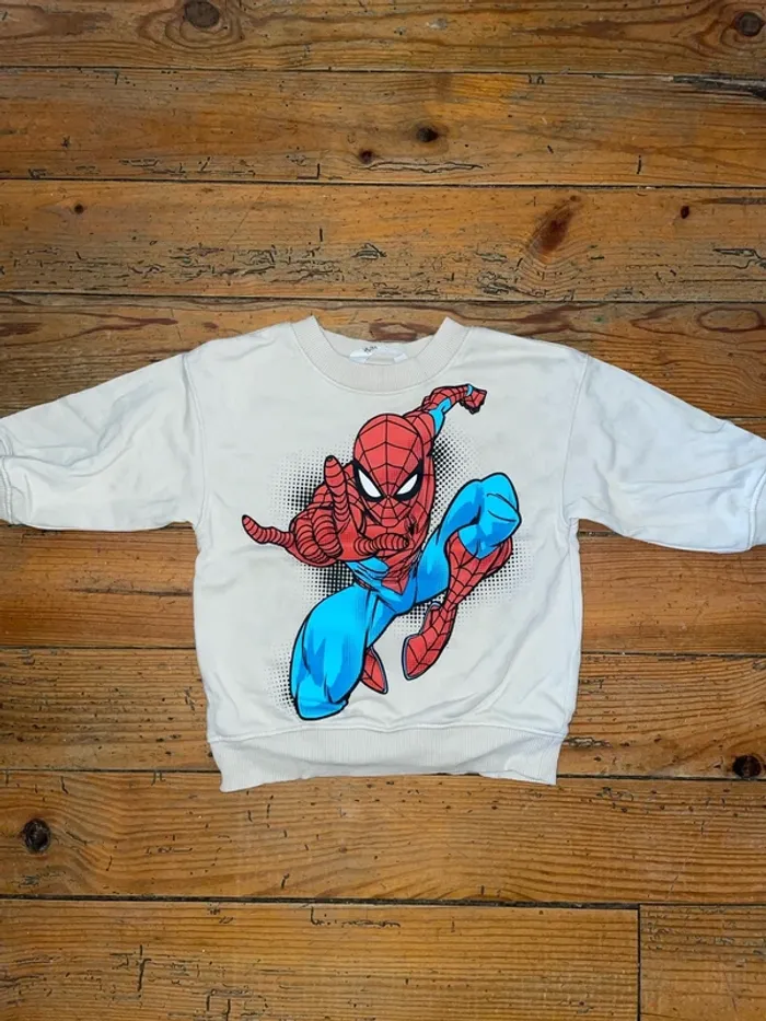 Pull Spiderman 1,5/2ans 92cm