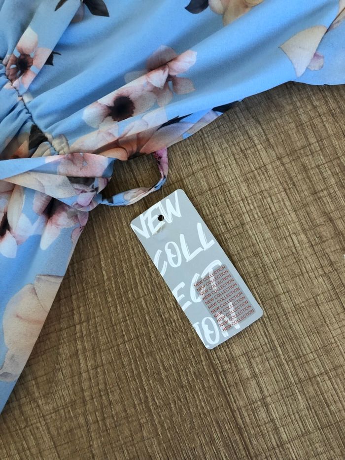 Robe longue bleue claire et fleurie neuve New Collection taille unique - photo numéro 9