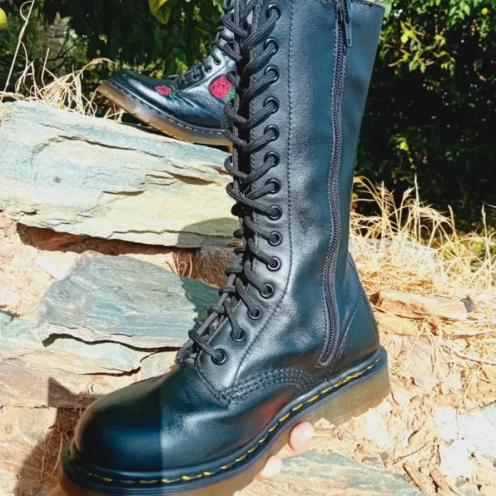 Dr. Martens 1914 Vonda roses brodées 36 - photo numéro 4