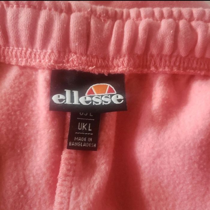 Jogging Ellesse taille 40 - photo numéro 3