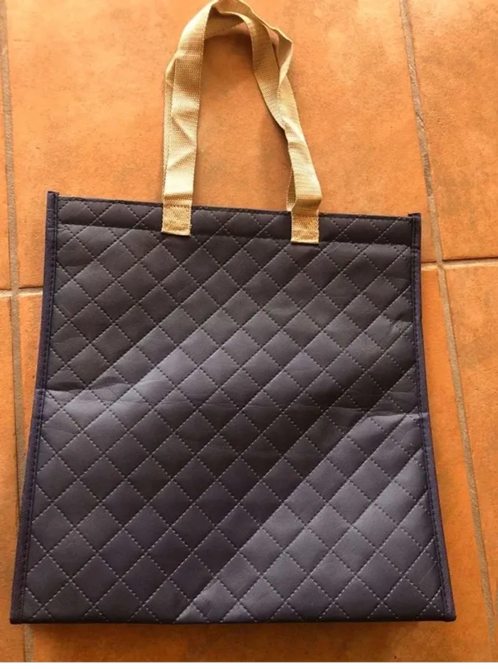 Sac isotherme neuf très classe