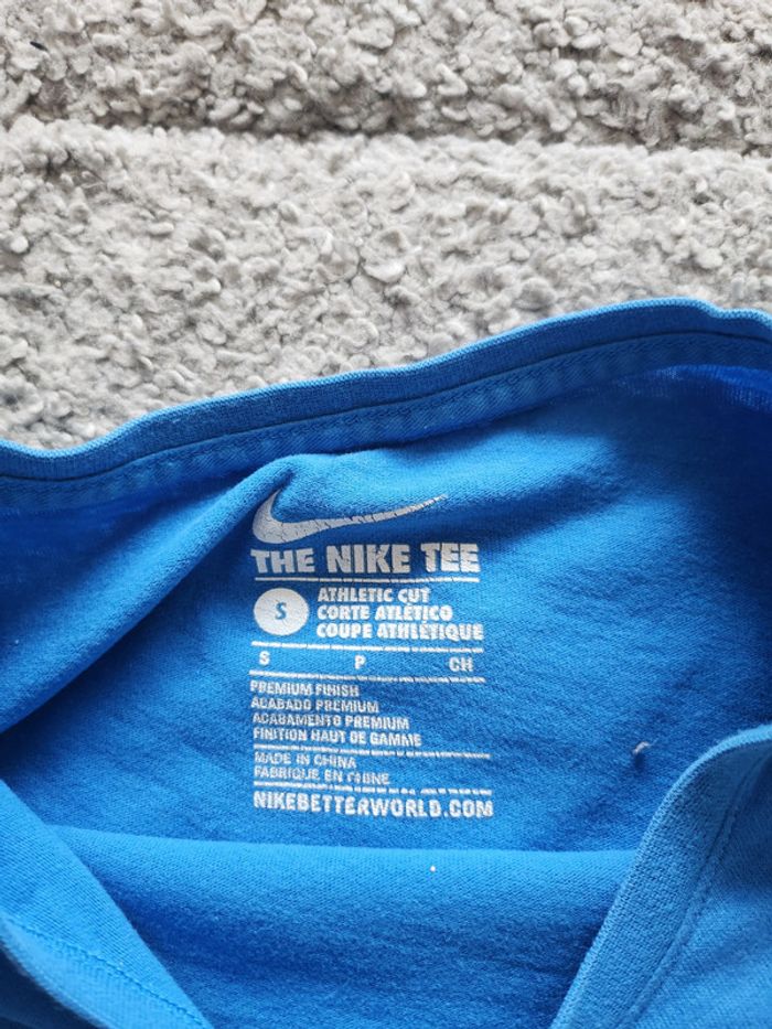 Tee-shirt Nike Taille S - photo numéro 3