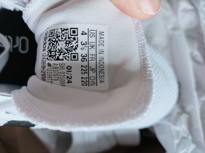 Adidas neuf - photo numéro 5