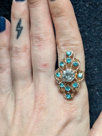 Bague a strass fantaisie