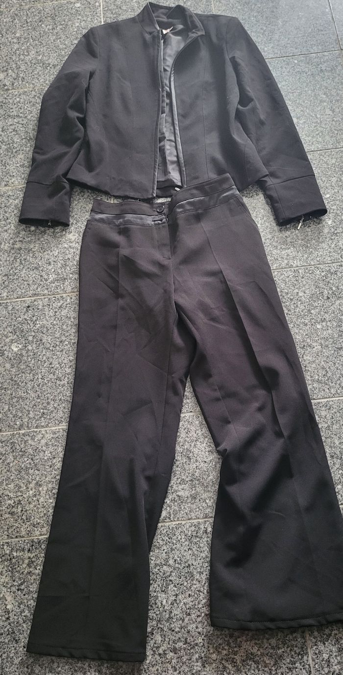 Vêtements dame quasi neuf - photo numéro 3