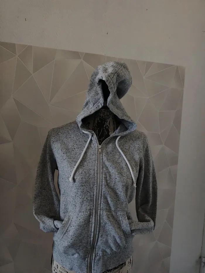 Veste grise - photo numéro 2