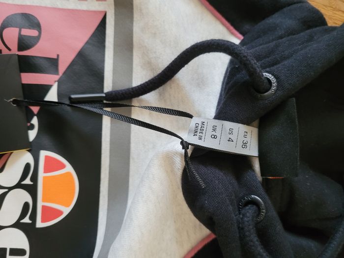Sweat s ellesse - photo numéro 2
