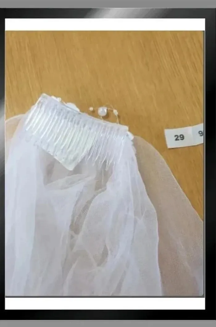 Barrette à cheveux voile avec fleurs et perles blanc Claire's - photo numéro 3