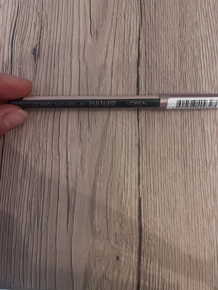 Crayon noir maybelline