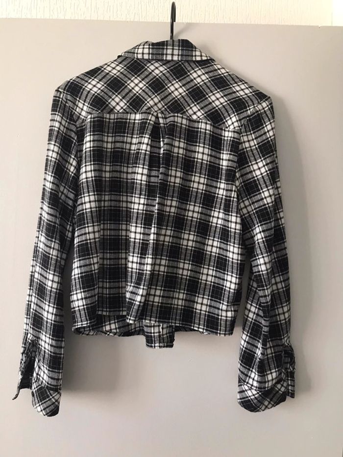 Chemise femme en très bonne état - photo numéro 2