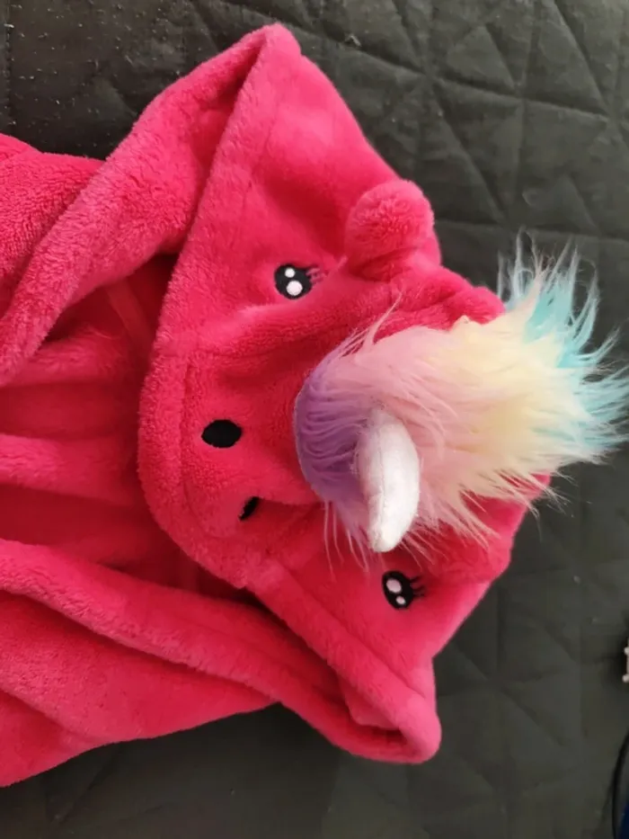 Peignoir licorne enfant 4 ans neuf - photo numéro 3