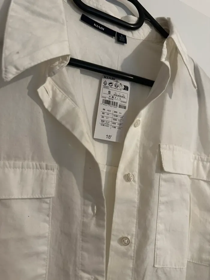 Chemise courte blanche - photo numéro 2