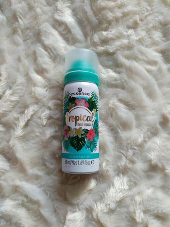 Essence Tropical Hand Mousse NEUF