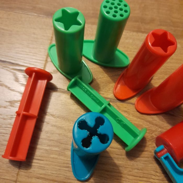 Lot d'accessoires pour pâte à modeler - photo numéro 7