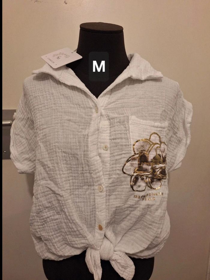 Chemise pour femme taille M Marque camillia neuf avec étiquette