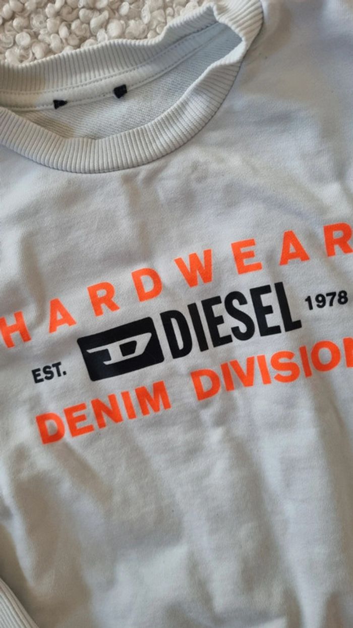 Pull sweat diesel 3 ans blanc sympa - photo numéro 3
