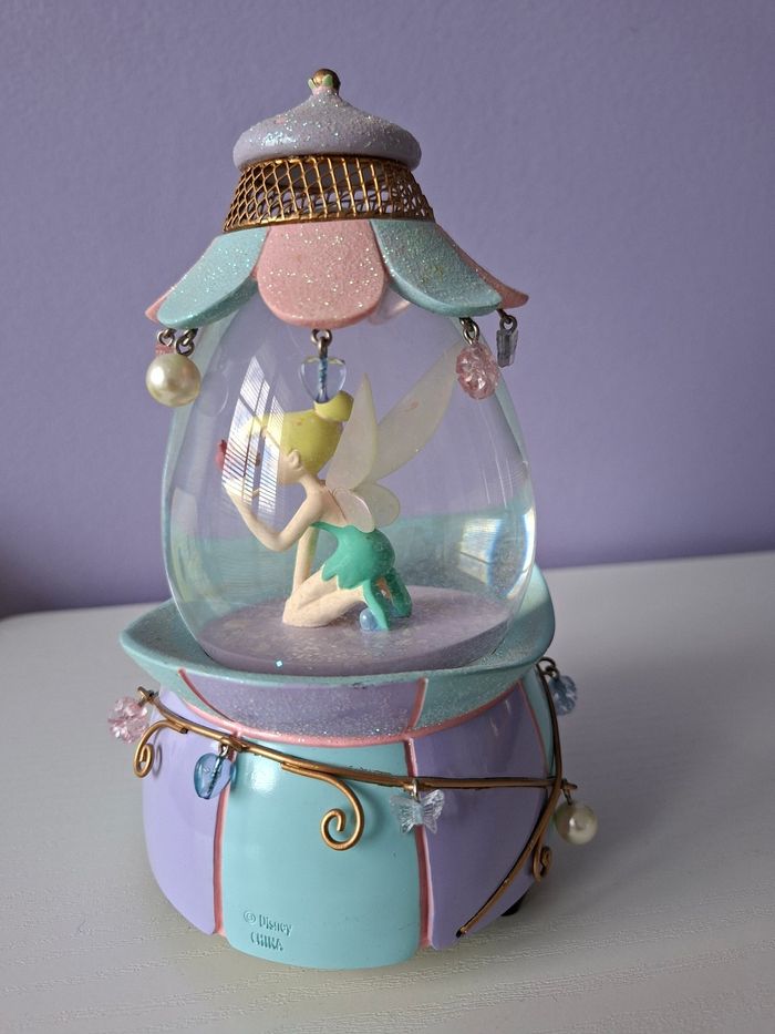 Snowglobe musicale Disney fée Clochette. - photo numéro 4